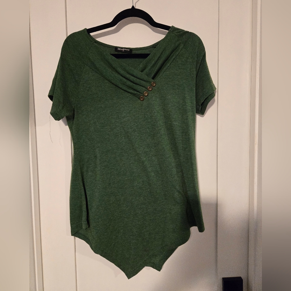 M - Miagooo Short Sleeve Green Top
